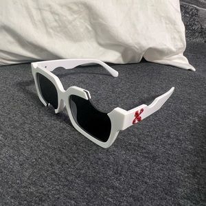 Off-White Sun glasses